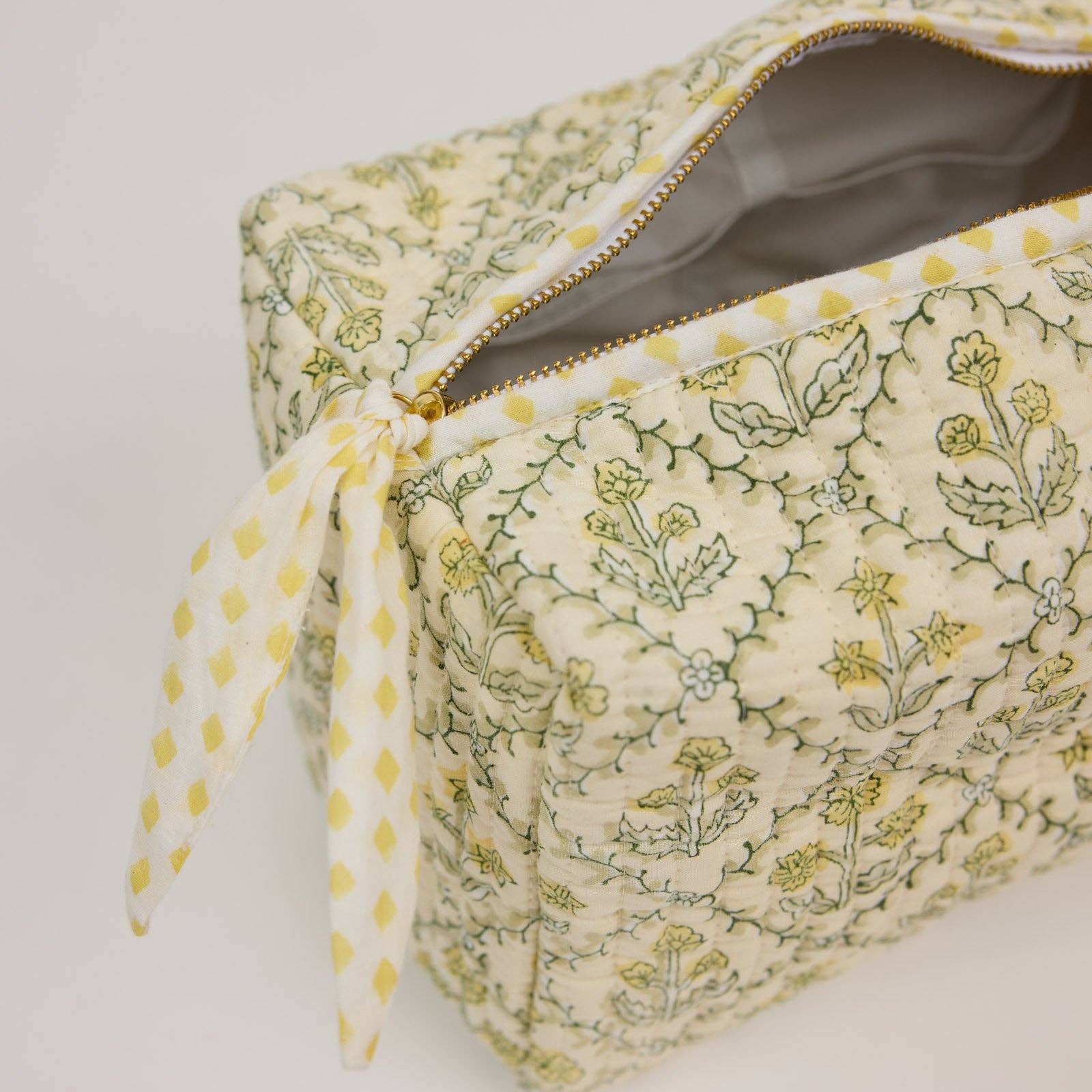 Organic Cotton Toiletry Bag (Large) - Floral Lattice Buttercream