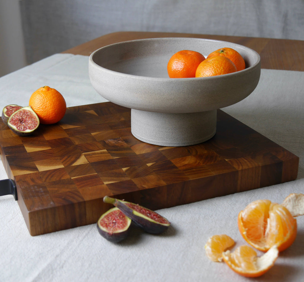 Handmade Ceramic Fruit Bowl – Modern Pedestal Design