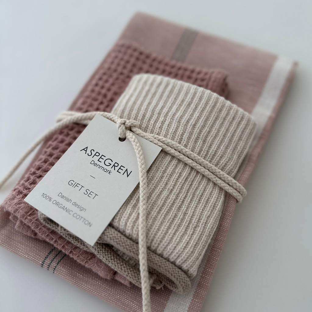 Kitchen Towel Gift set - 100% Organic cotton - Set of 3 - Lychee