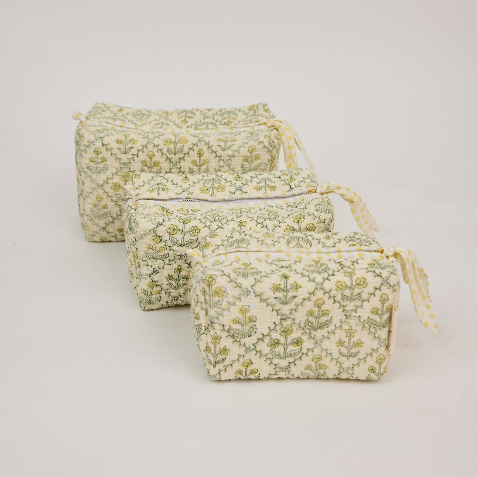 Organic Cotton Toiletry Bag (Large) - Floral Lattice Buttercream