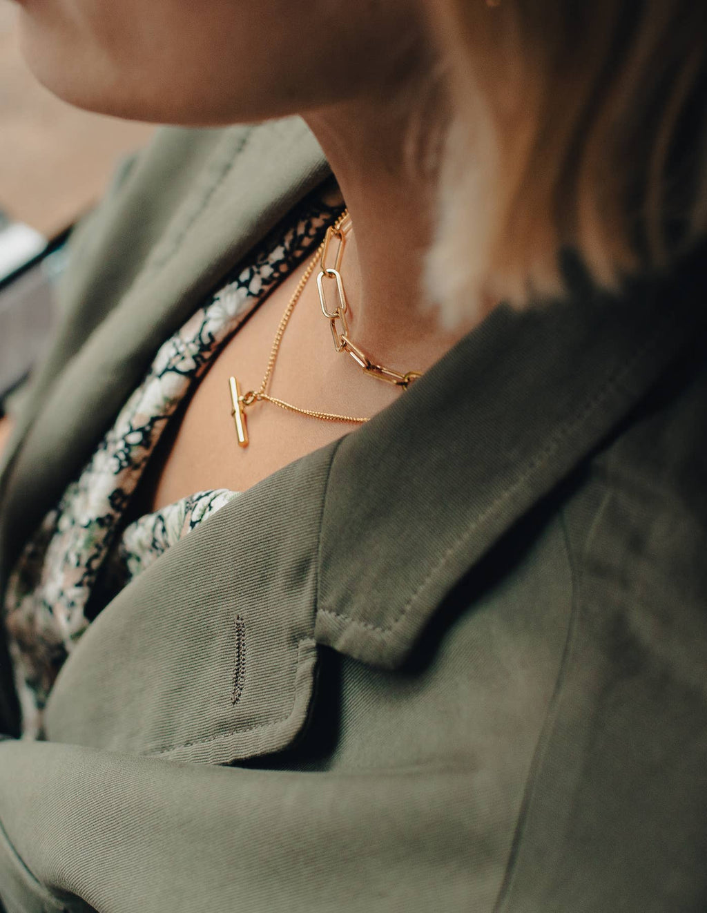 Gold T-Bar Chain Necklace, Waterproof