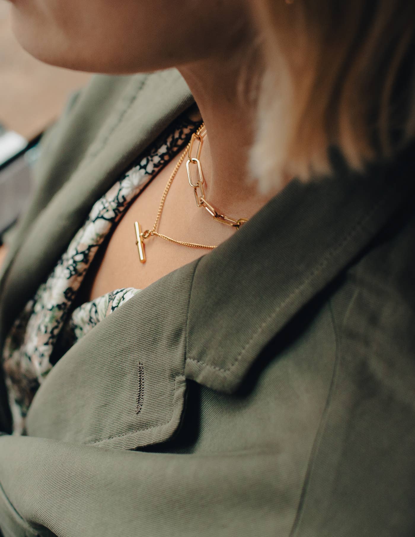 Gold T-Bar Chain Necklace, Waterproof