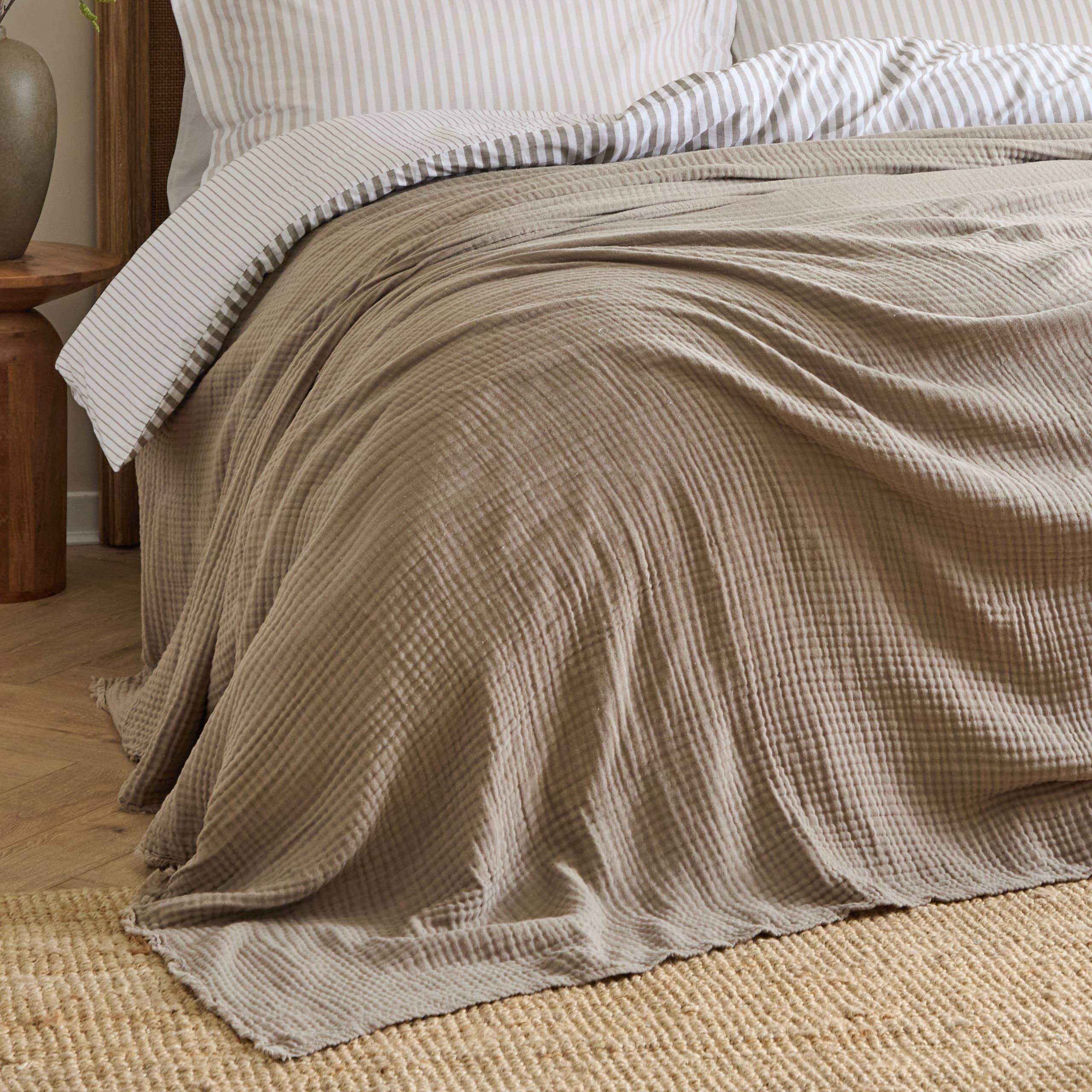Lark Muslin Cotton Throw Mole