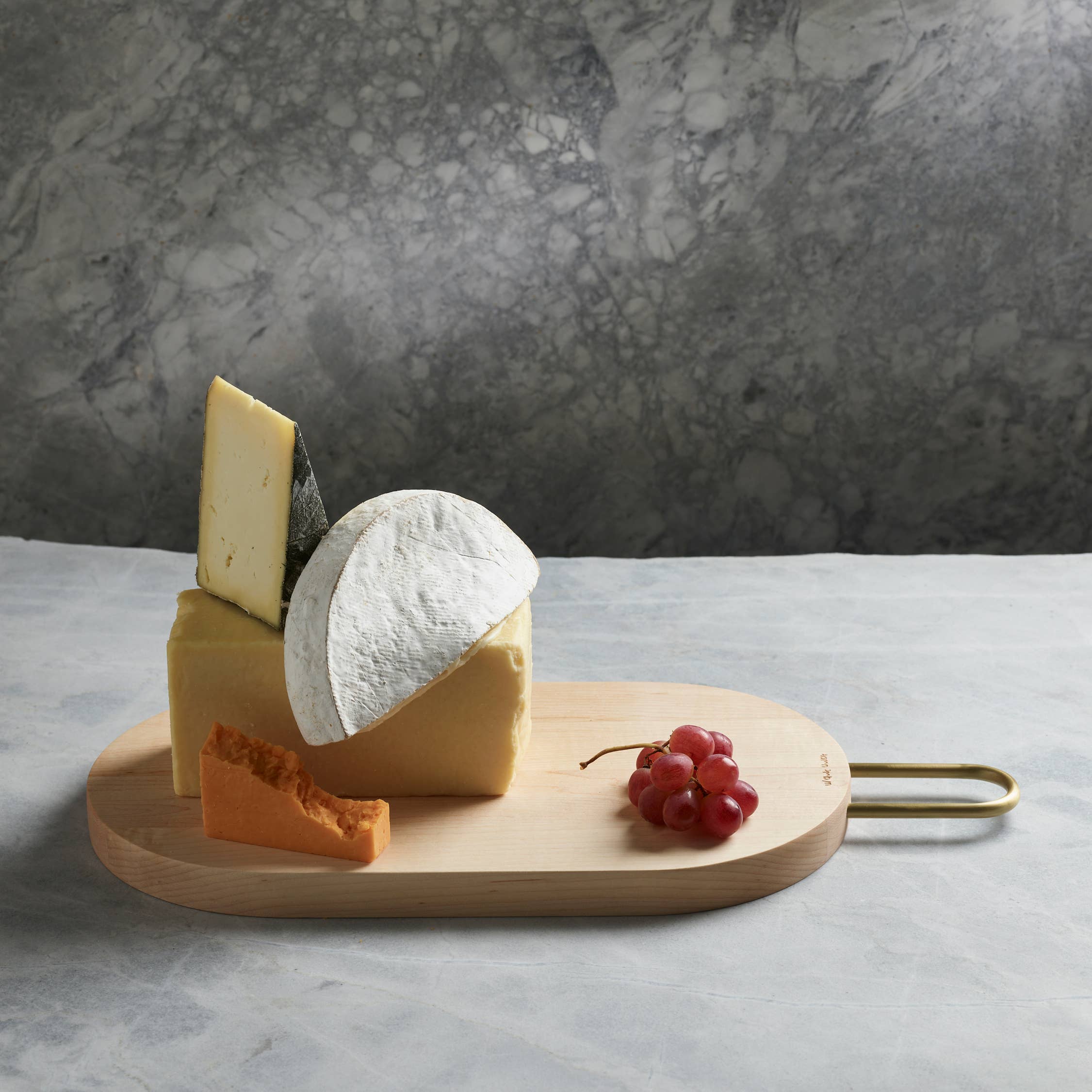 Maple serving/cutting/chopping board, Wide Pill